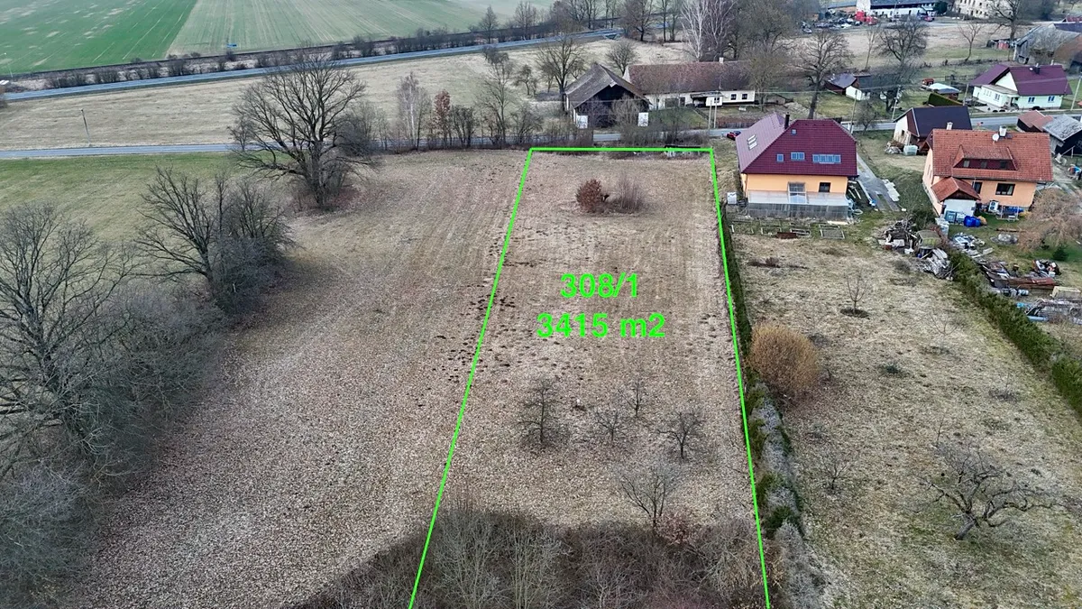 Prodej stavebního pozemku 3415 m²